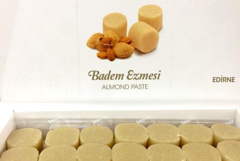keçecizade badem ezmesi nedir
